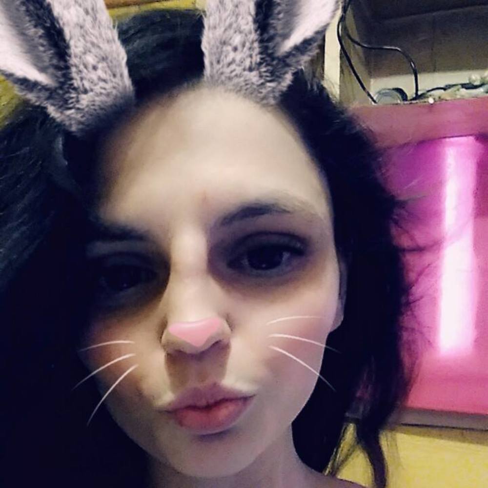 Meet your Posher, April